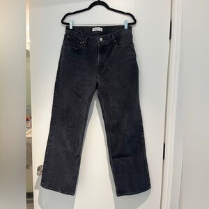 A&F The 90s Relaxed Jean High Rise
